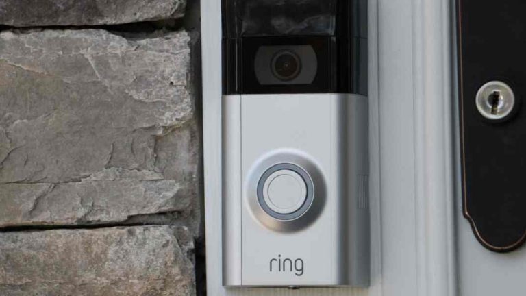 Hvem ejer Ring Doorbell Company?